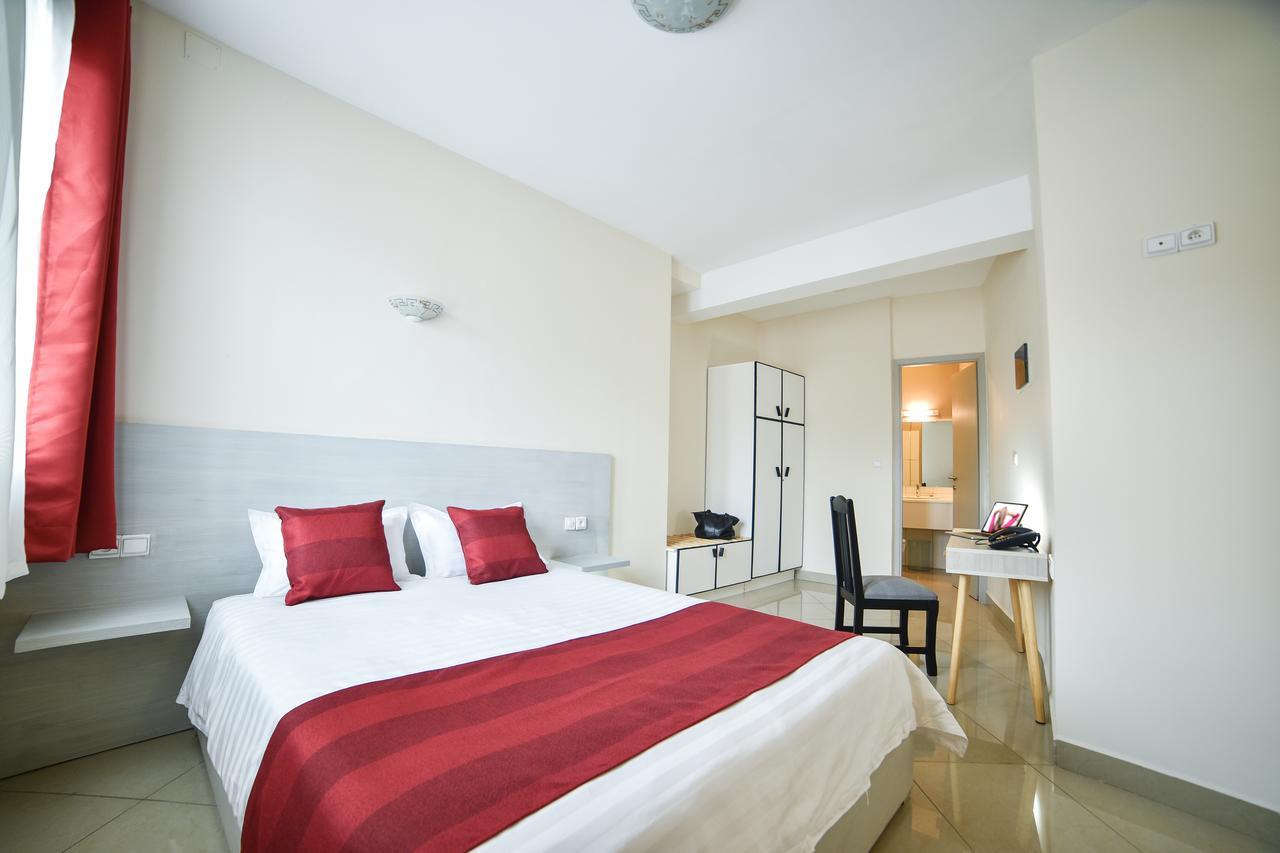 Lova Hotel Антананариву Екстериор снимка